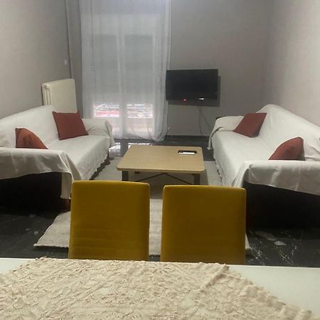 Mp Appartement Tríkala Esterno foto